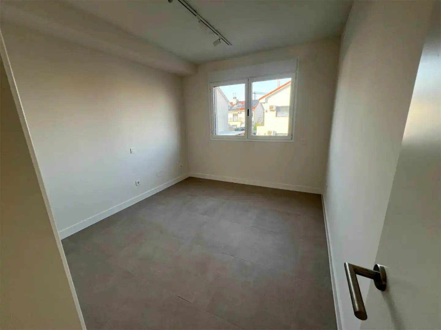 Piso de alquiler en Calle Libra, 38, Sur - PAU 4 Piso de alquiler en Calle Libra, 38, Sur - PAU 4