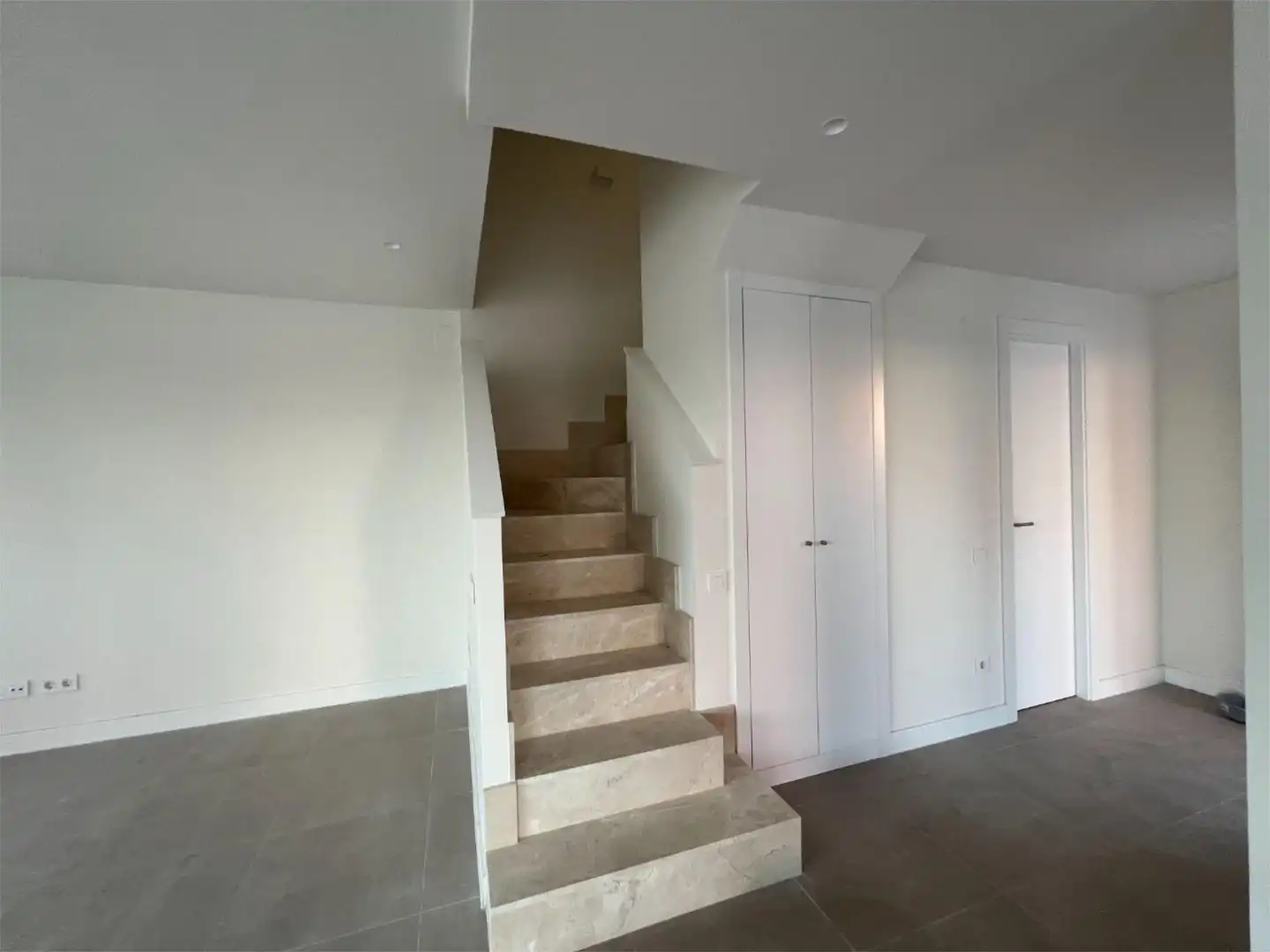Piso de alquiler en Calle Libra, 38, Sur - PAU 4 Piso de alquiler en Calle Libra, 38, Sur - PAU 4