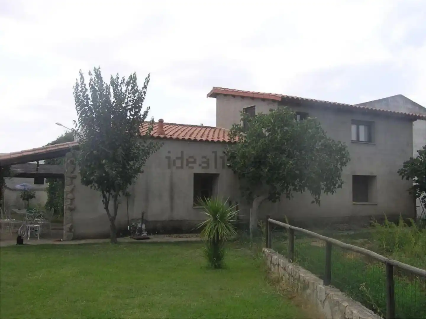 Casa o chalet en venta en Avenida Lusitania, 1, Moraleja Vista exterior de Casa o chalet en venta en Moraleja con Calefacción, Jardín privado y Terraza