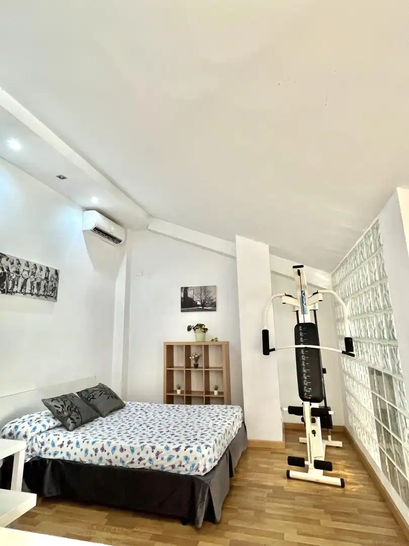 Habitació a Avinguda del Cardenal Benlloch, 43, Mestalla Habitació a Avinguda del Cardenal Benlloch, 43, Mestalla