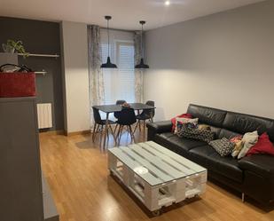 Living room of Flat to rent in Badajoz Capital  with Air Conditioner, Heating and Furnished