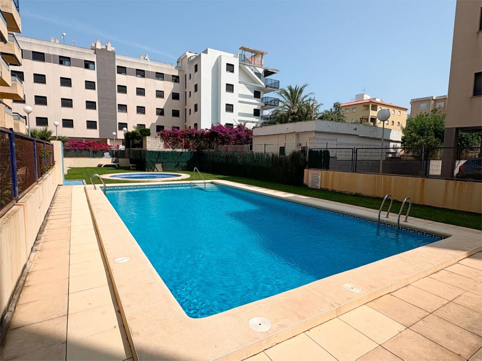 Swimming pool of Apartment to rent in Bellreguard  with Air Conditioner, Heating and Private garden