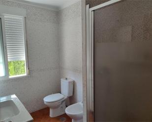 Bathroom of Flat to rent in Cabra  with Terrace