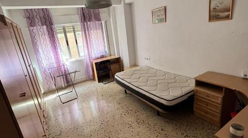 Flat to rent in Calle Doctor Azpitarte, 8, Plaza de Toros, Granada - image 4 Photo 4 of Flat to rent in Calle Doctor Azpitarte, 8, Plaza de Toros, Granada