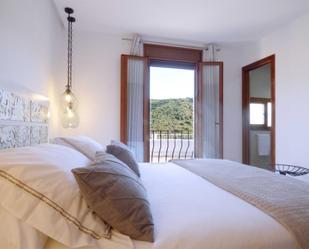 Bedroom of Single-family semi-detached for sale in Benahavís  with Air Conditioner, Terrace and Balcony