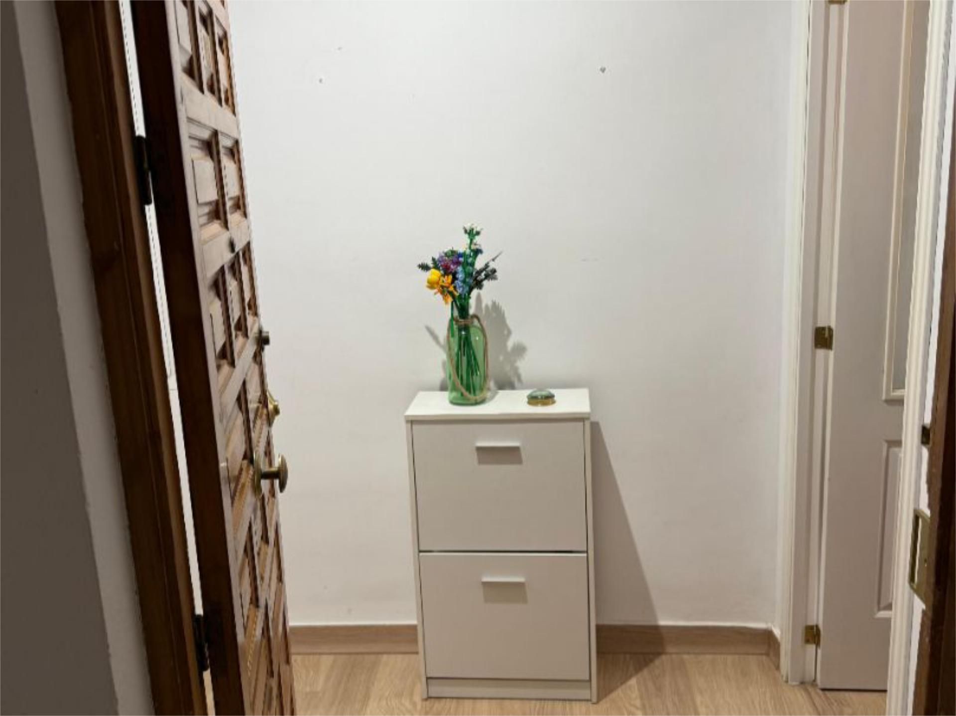 Flat for sale in Azuaga  with Air Conditioner, Parquet flooring and Swimming Pool