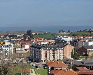 Vista exterior de Pis de lloguer en Santander amb Calefacció, Terrassa i Moblat