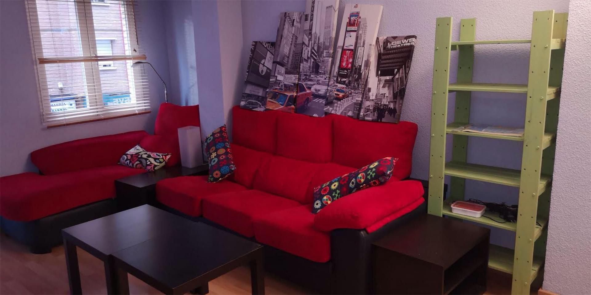 Pis per a compartir a Calle Andrea Doria, 8, Pryconsa - Juan de Austria Sala d'estar de Pis per a compartir en Alcalá de Henares amb Calefacció, Moblat i Forn