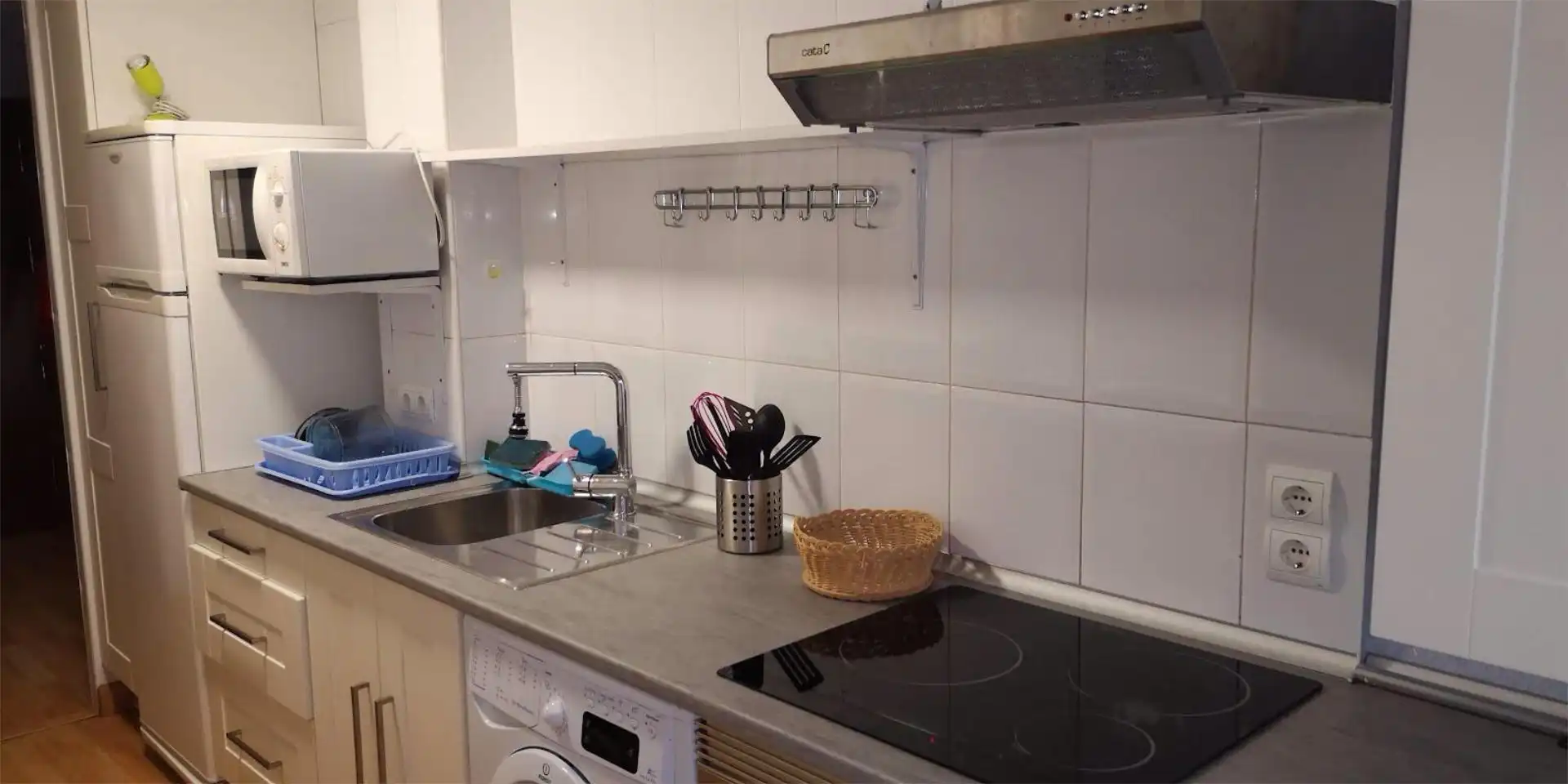 Room in Calle Andrea Doria, 8, Pryconsa - Juan de Austria Kitchen of Flat for share in Alcalá de Henares with Heating, Furnished and Oven