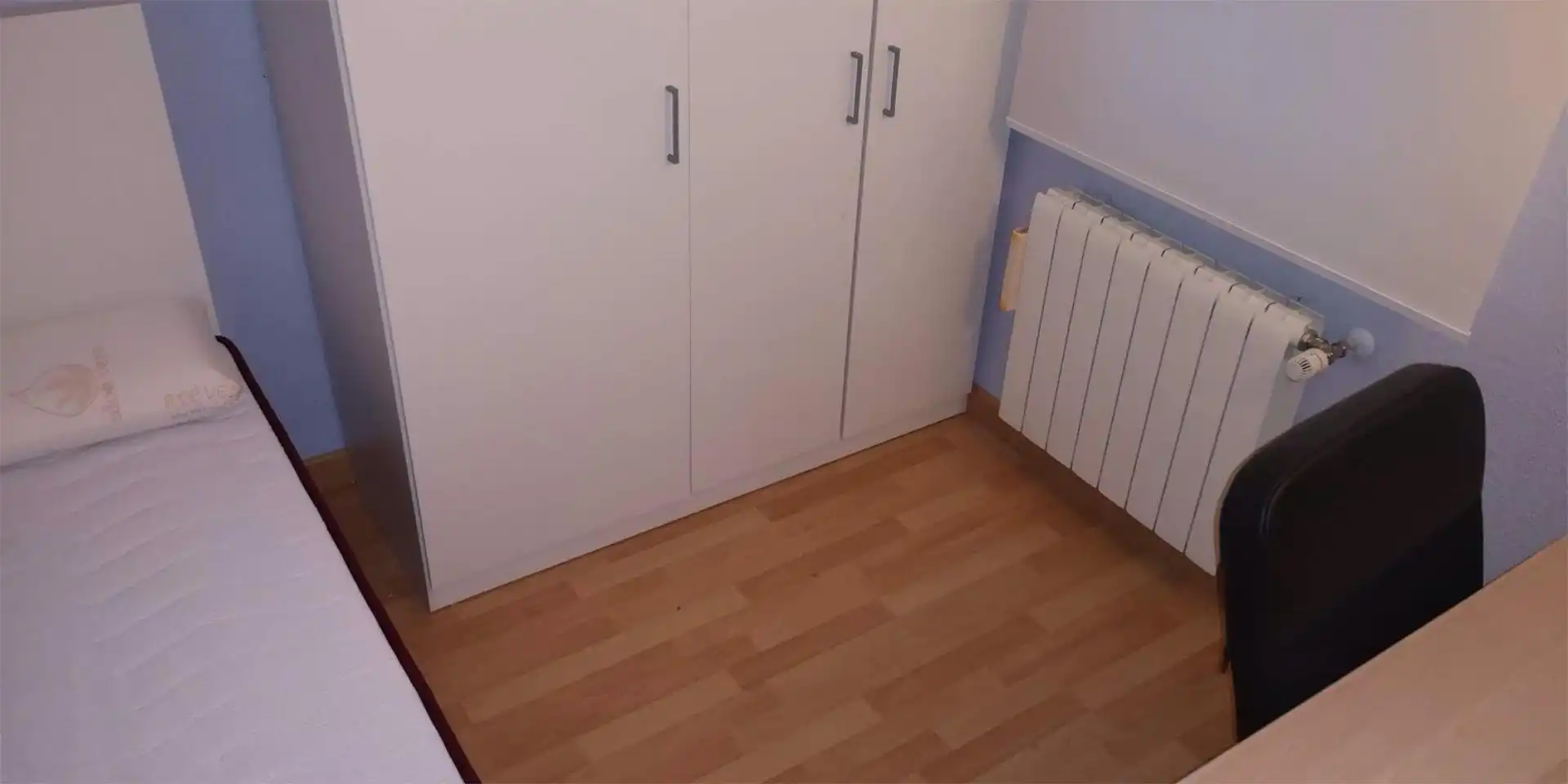 Room in Calle Andrea Doria, 8, Pryconsa - Juan de Austria Bedroom of Flat for share in Alcalá de Henares with Heating, Furnished and Oven