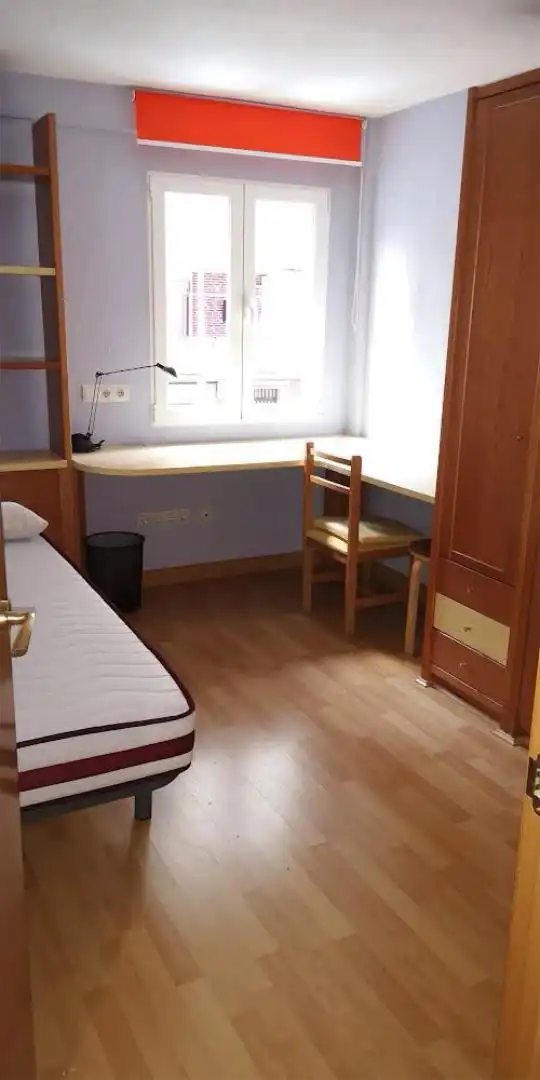 Room in Calle Andrea Doria, 8, Pryconsa - Juan de Austria Bedroom of Flat for share in Alcalá de Henares with Heating, Furnished and Oven