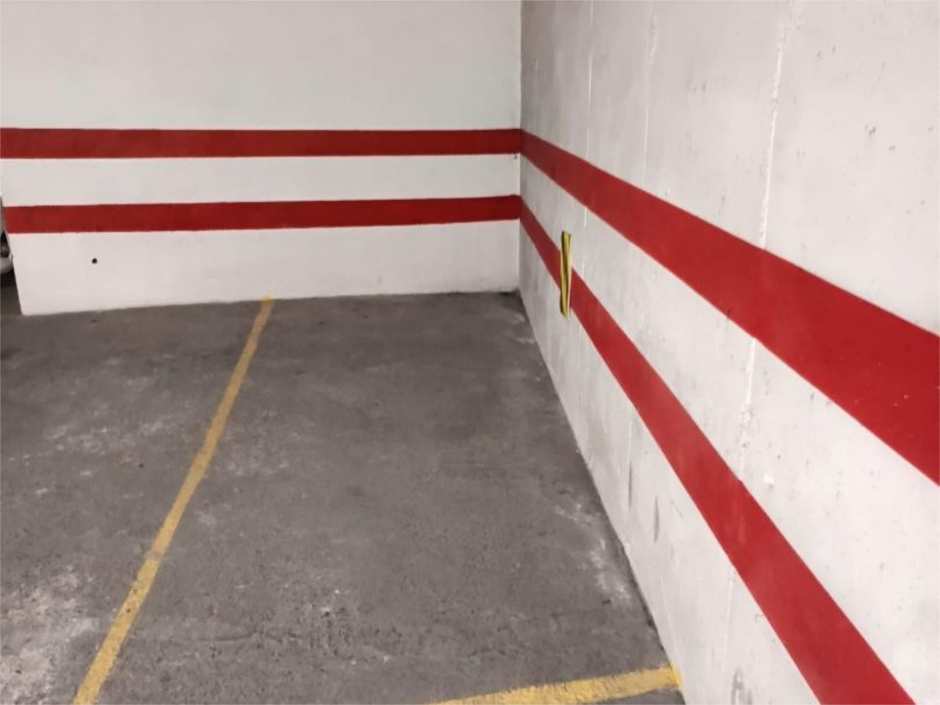 Parkplatz von Garage miete in La Zubia