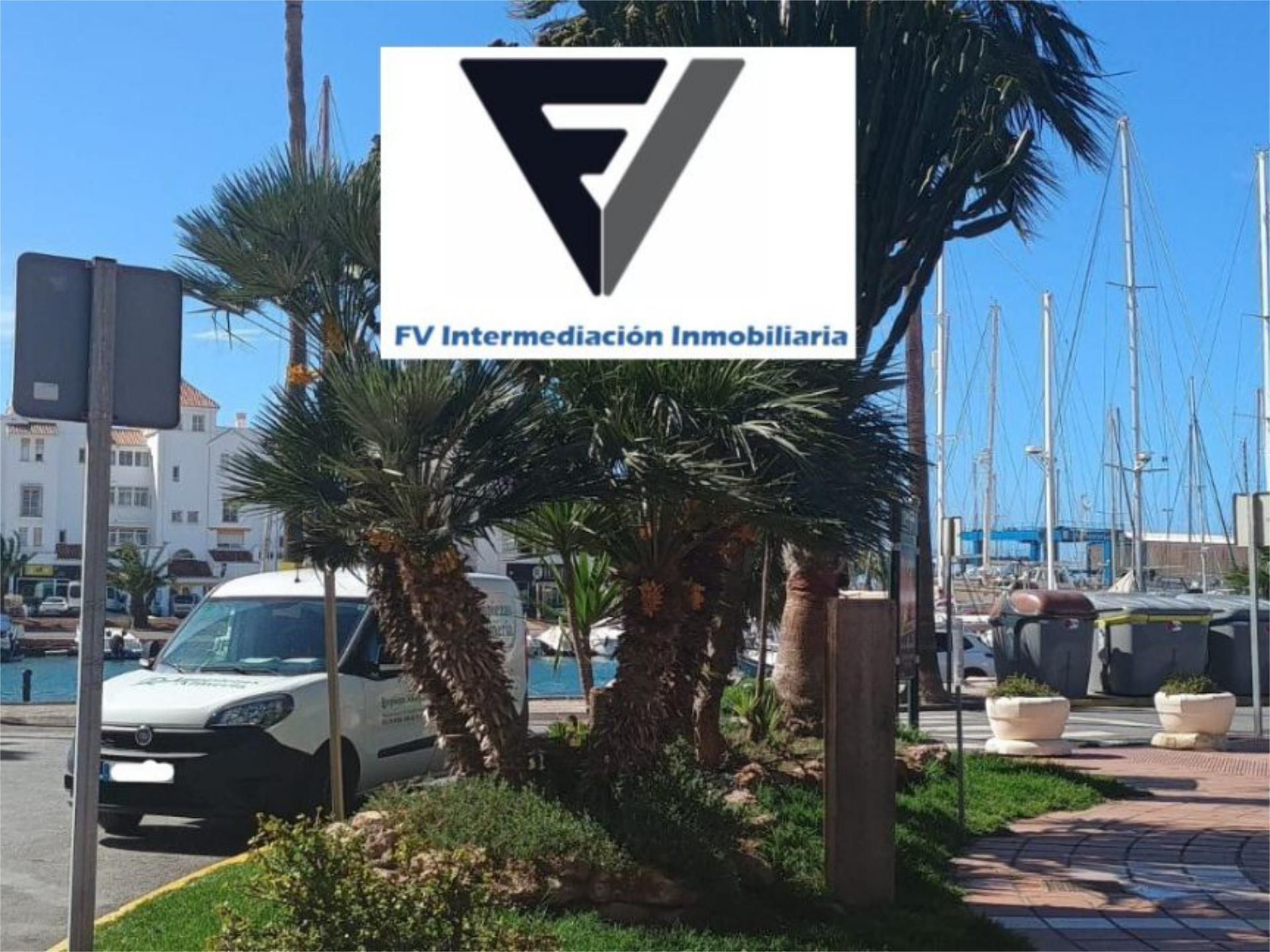 Vista exterior de Pis en venda en El Ejido amb Aire condicionat i Balcó