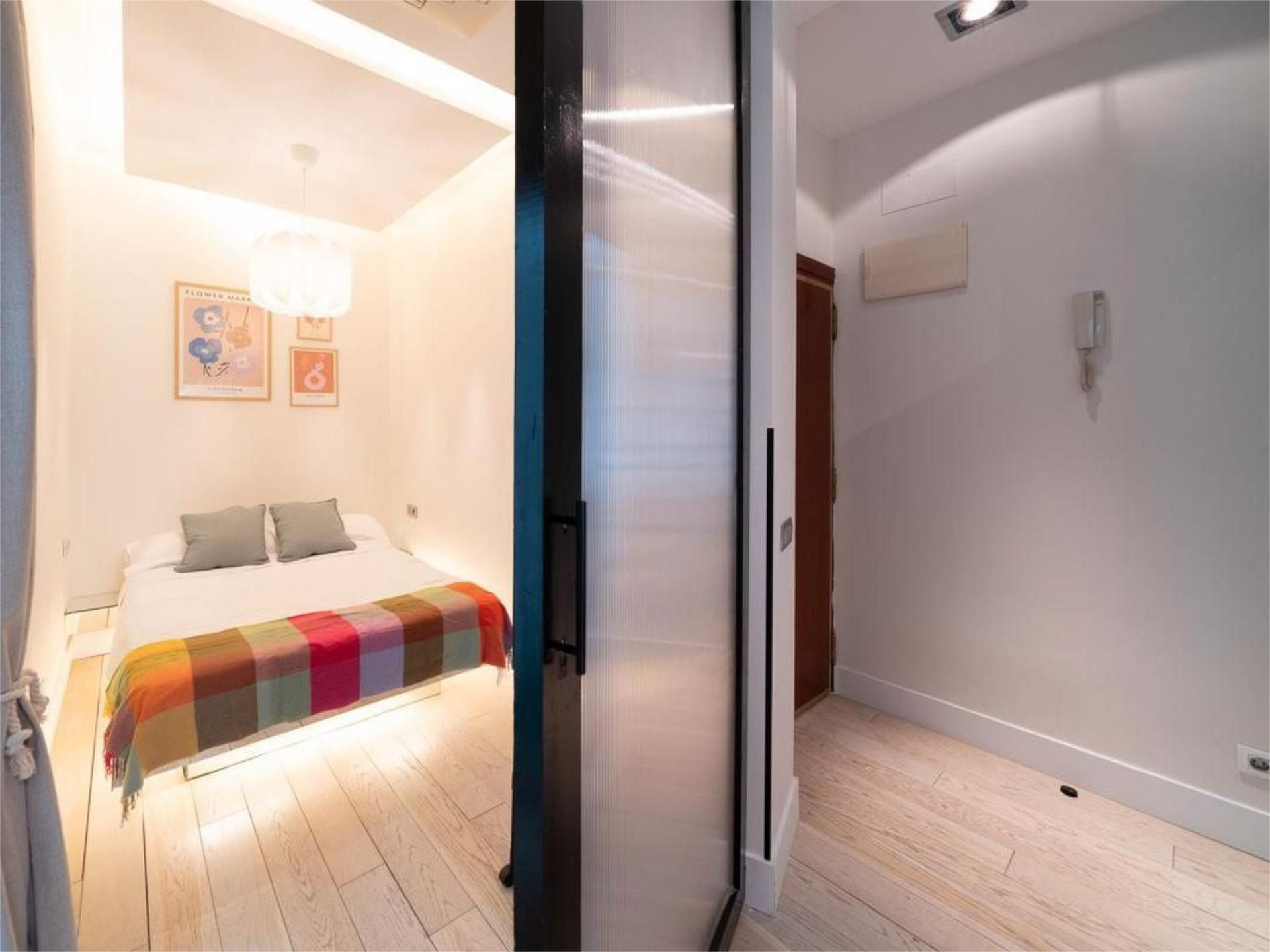 Bedroom of Flat to rent in Alicante / Alacant  with Air Conditioner