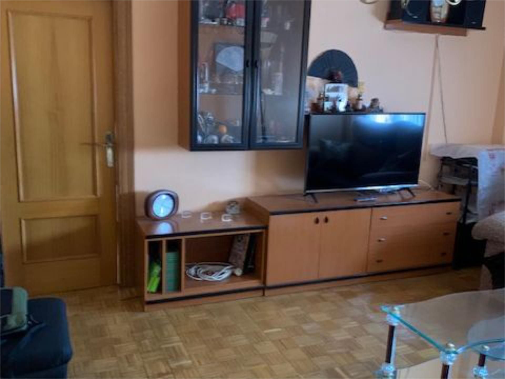 Sala de estar de Piso en venta en Bilbao  con Trastero, Amueblado y Balcón