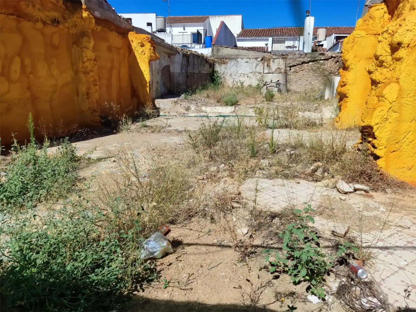 Land for sale in Calle Mazaderos, 34, Fregenal de la Sierra Land for sale in Fregenal de la Sierra
