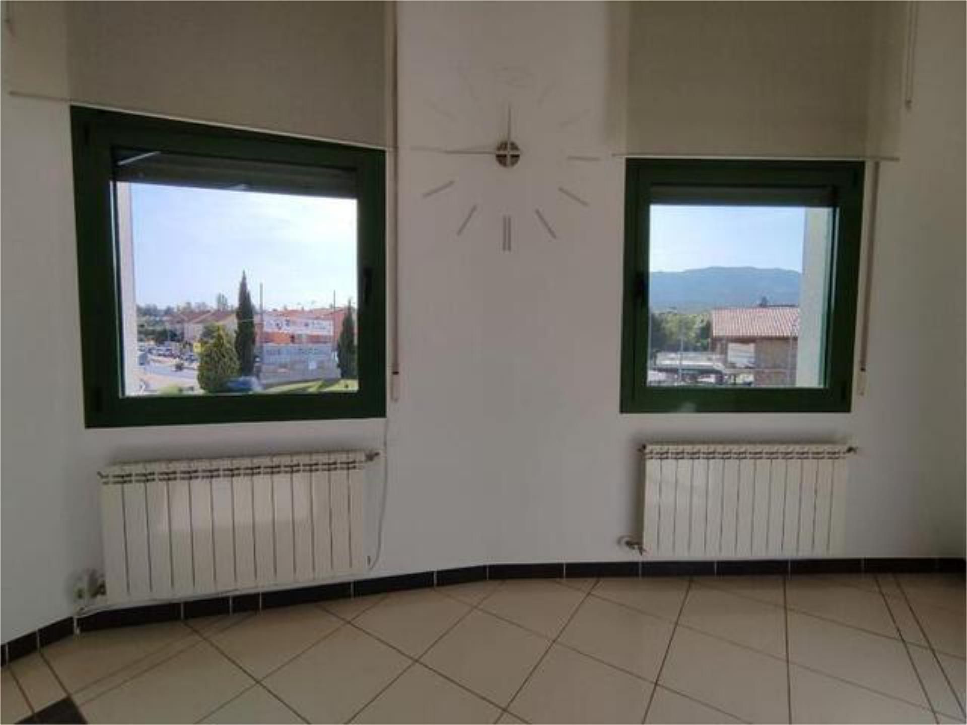 Study to rent in Colegios