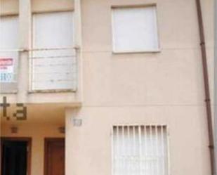 Exterior view of Single-family semi-detached for sale in Matapozuelos