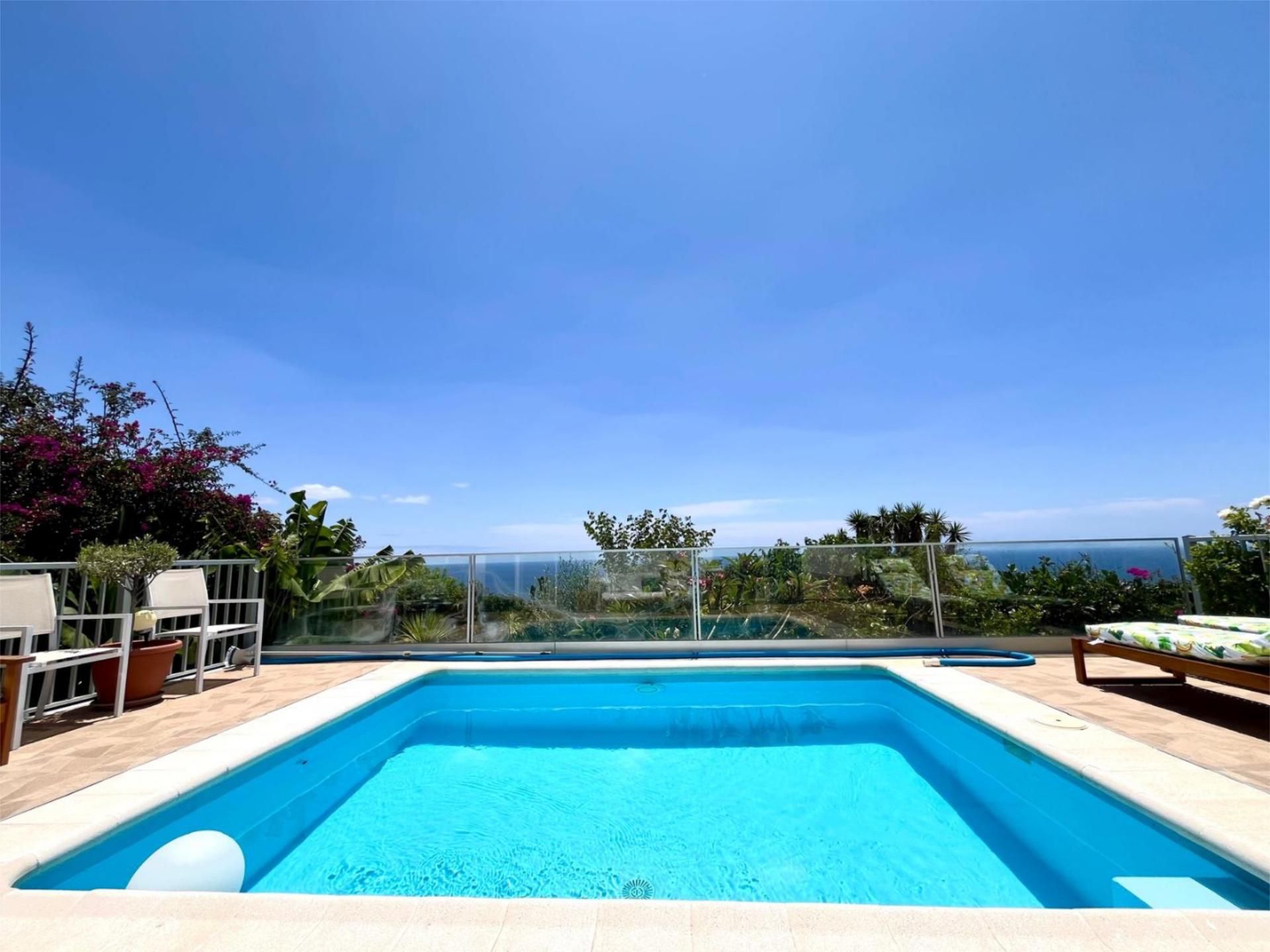 Piscina de Casa o xalet en venda en Candelaria amb Aire condicionat, Jardí privat i Terrassa