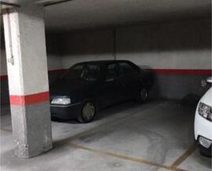 Parking of Garage to rent in Nava