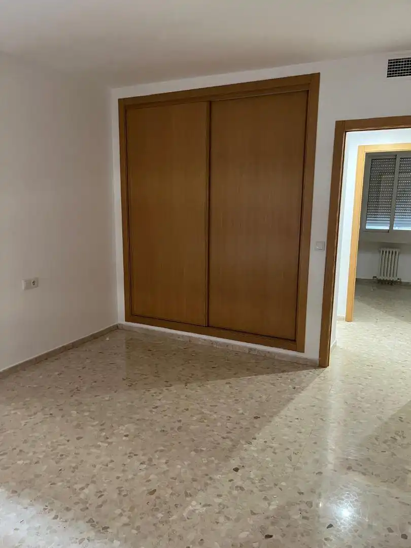 Piso de alquiler en Calle del Doce de Octubre, 14, Zona Centro Piso de alquiler en Córdoba con Aire acondicionado, Horno y Lavadora
