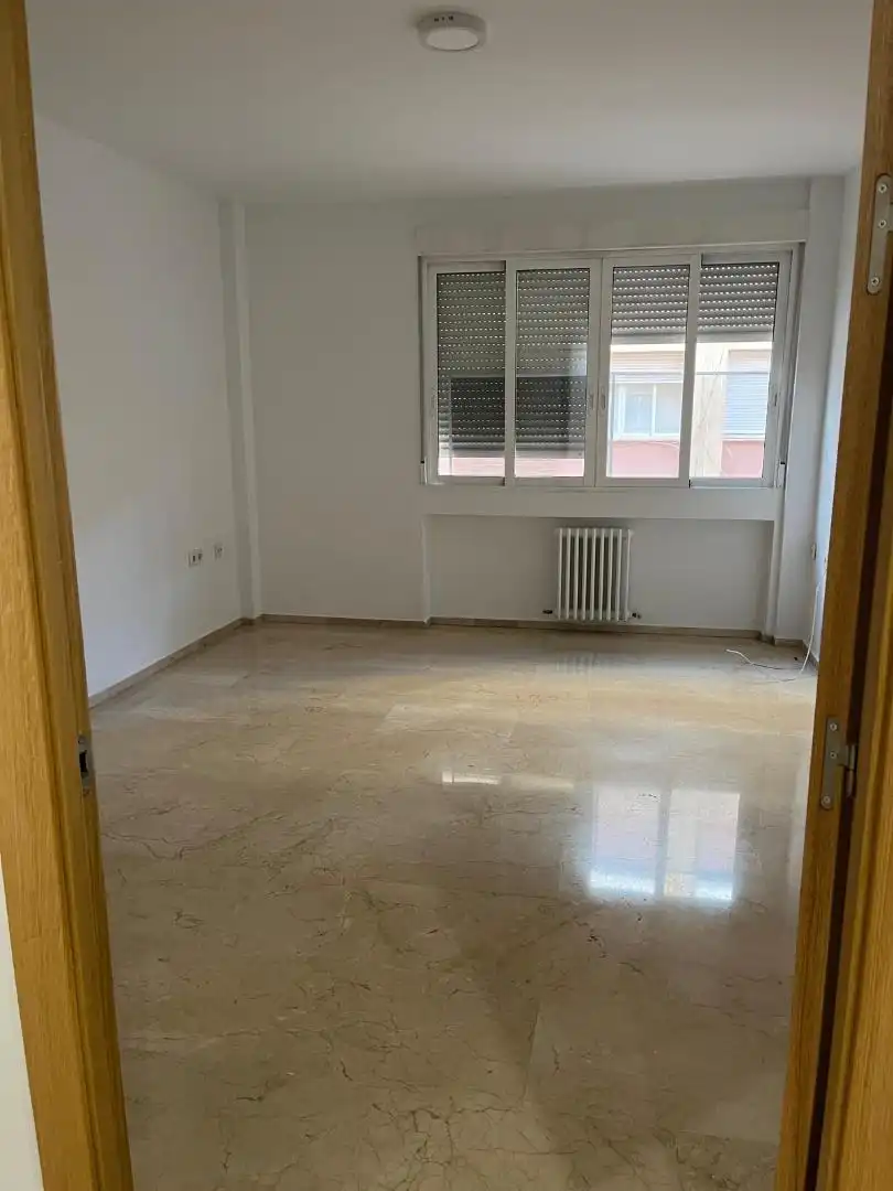 Piso de alquiler en Calle del Doce de Octubre, 14, Zona Centro Habitación de Piso de alquiler en Córdoba con Aire acondicionado, Horno y Lavadora