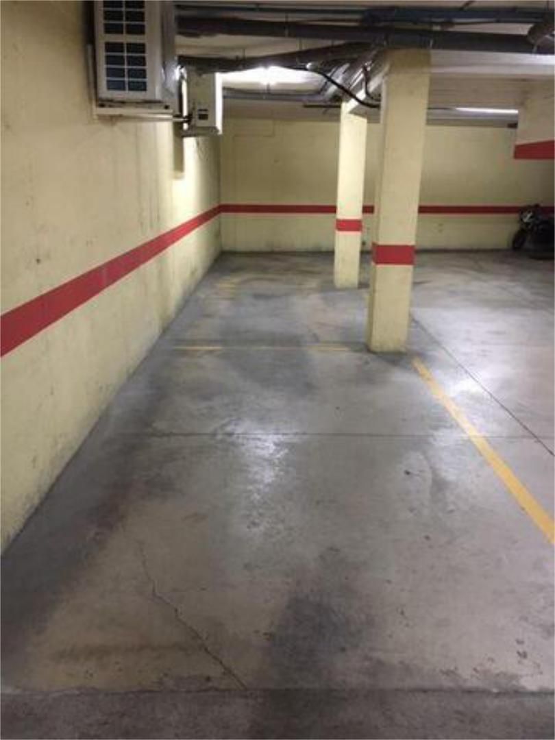 Parking of Garage to rent in Telde