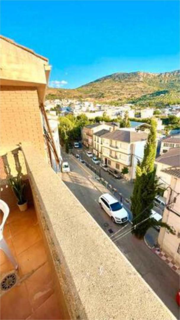 Exterior view of Flat to rent in Castillo de Locubín  with Terrace and Furnished