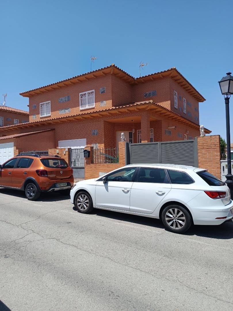 Parking of House or chalet for sale in Carranque  with Terrace and Swimming Pool