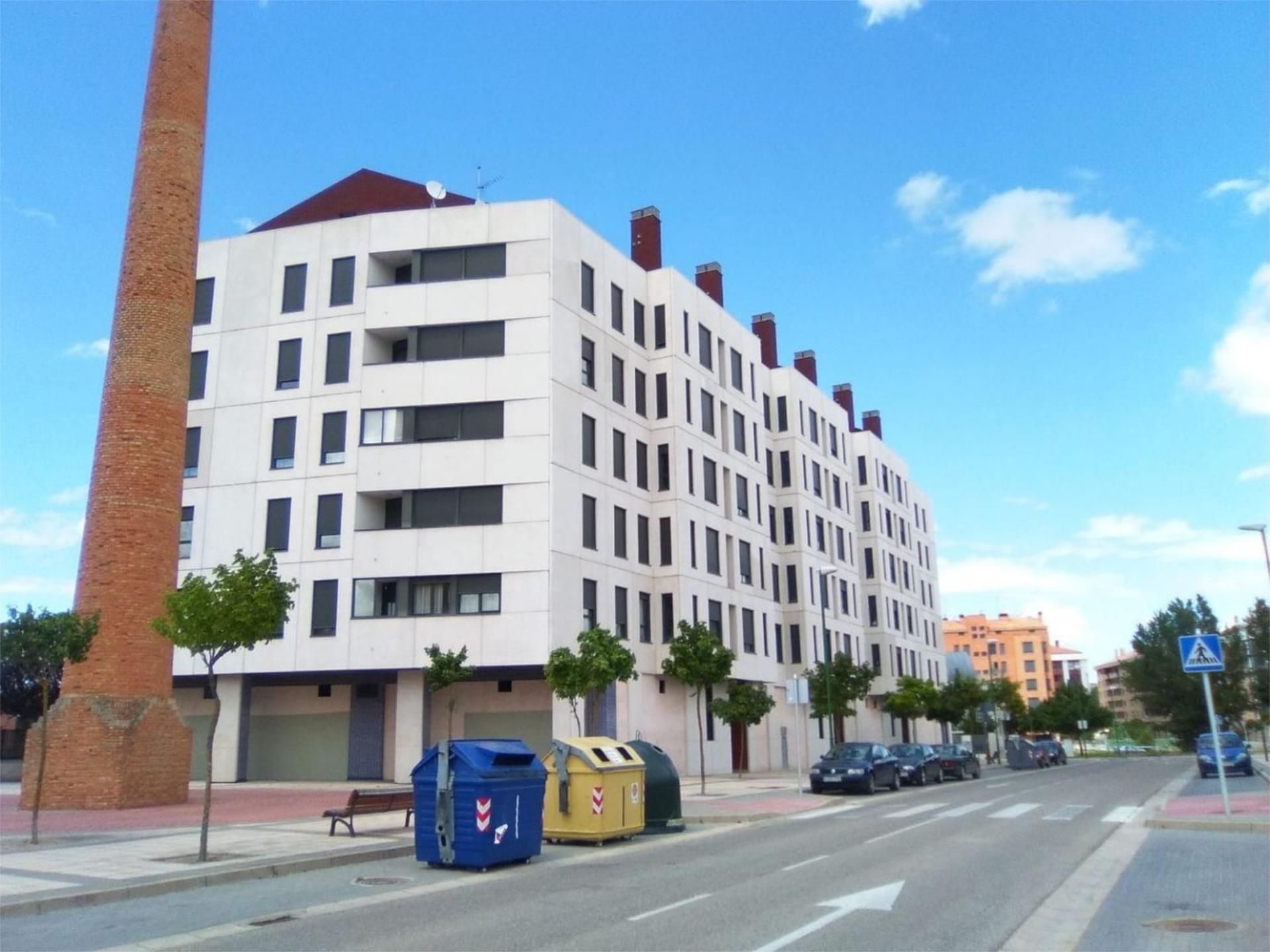 Vista exterior de Pis de lloguer en Burgos Capital amb Terrassa