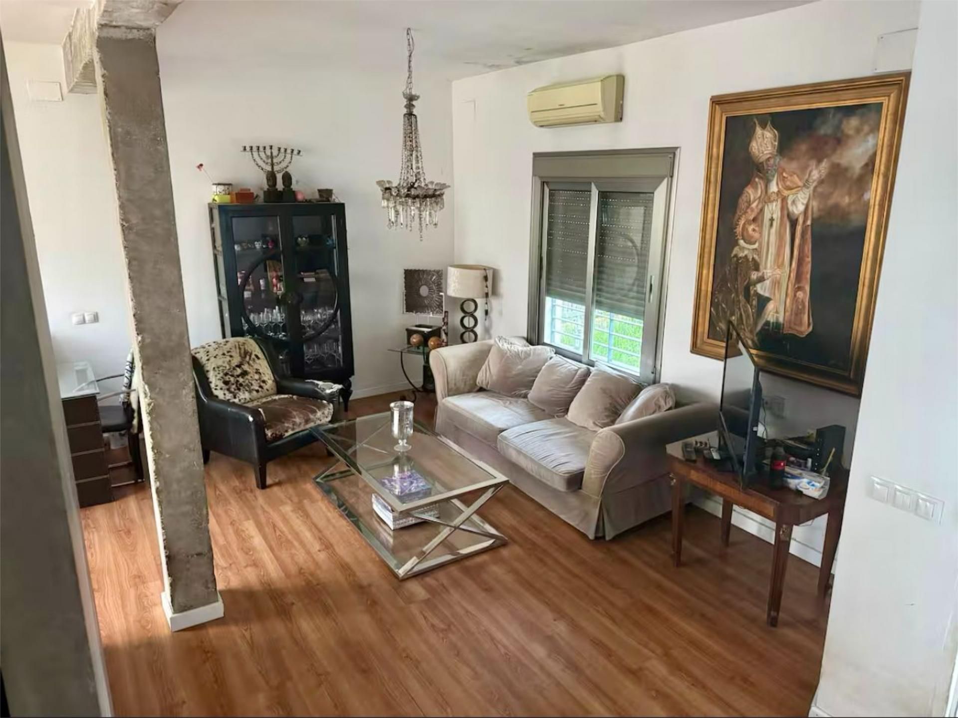 Living room of Flat to rent in  Sevilla Capital  with Air Conditioner, Heating and Private garden