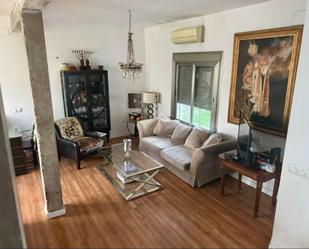 Living room of Flat to rent in  Sevilla Capital  with Air Conditioner, Heating and Private garden