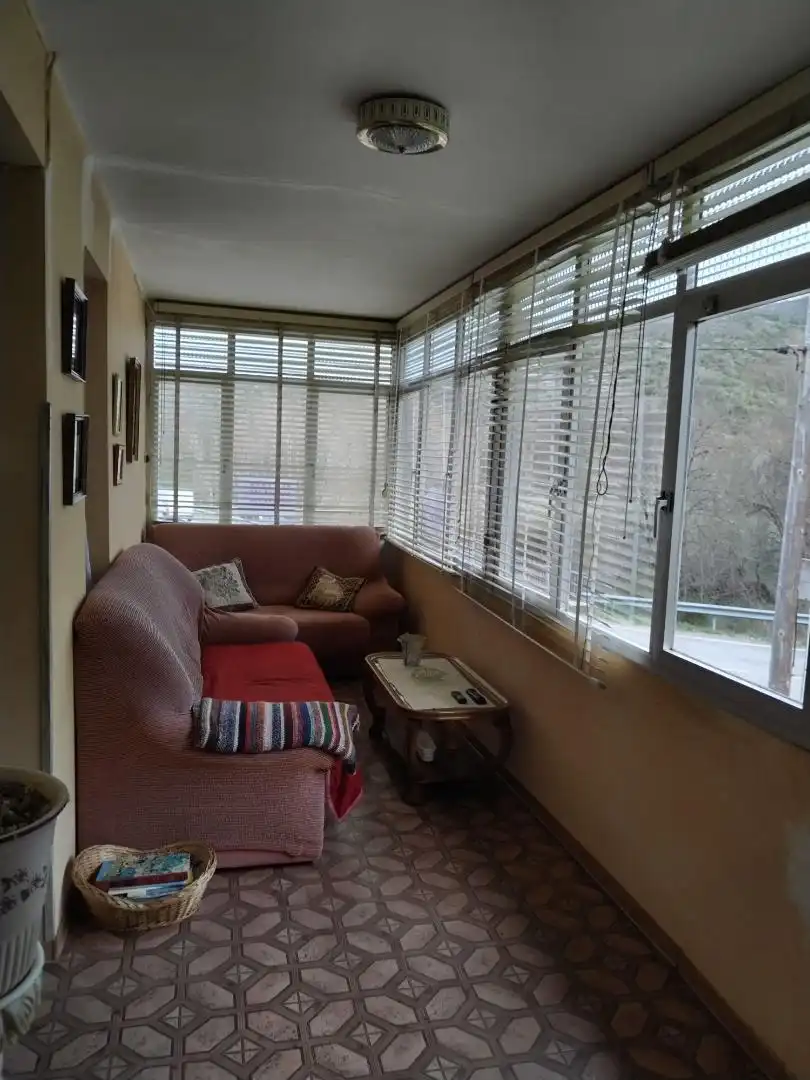 Casa o chalet en venta en Carretera Omana, 17, Riello Terraza de Casa o chalet en venta en Riello con Jardín privado, Parquet y Trastero