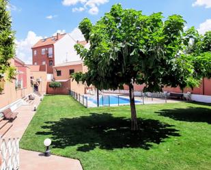 Jardí de Casa o xalet en venda en Torrijos amb Aire condicionat, Calefacció i Jardí privat
