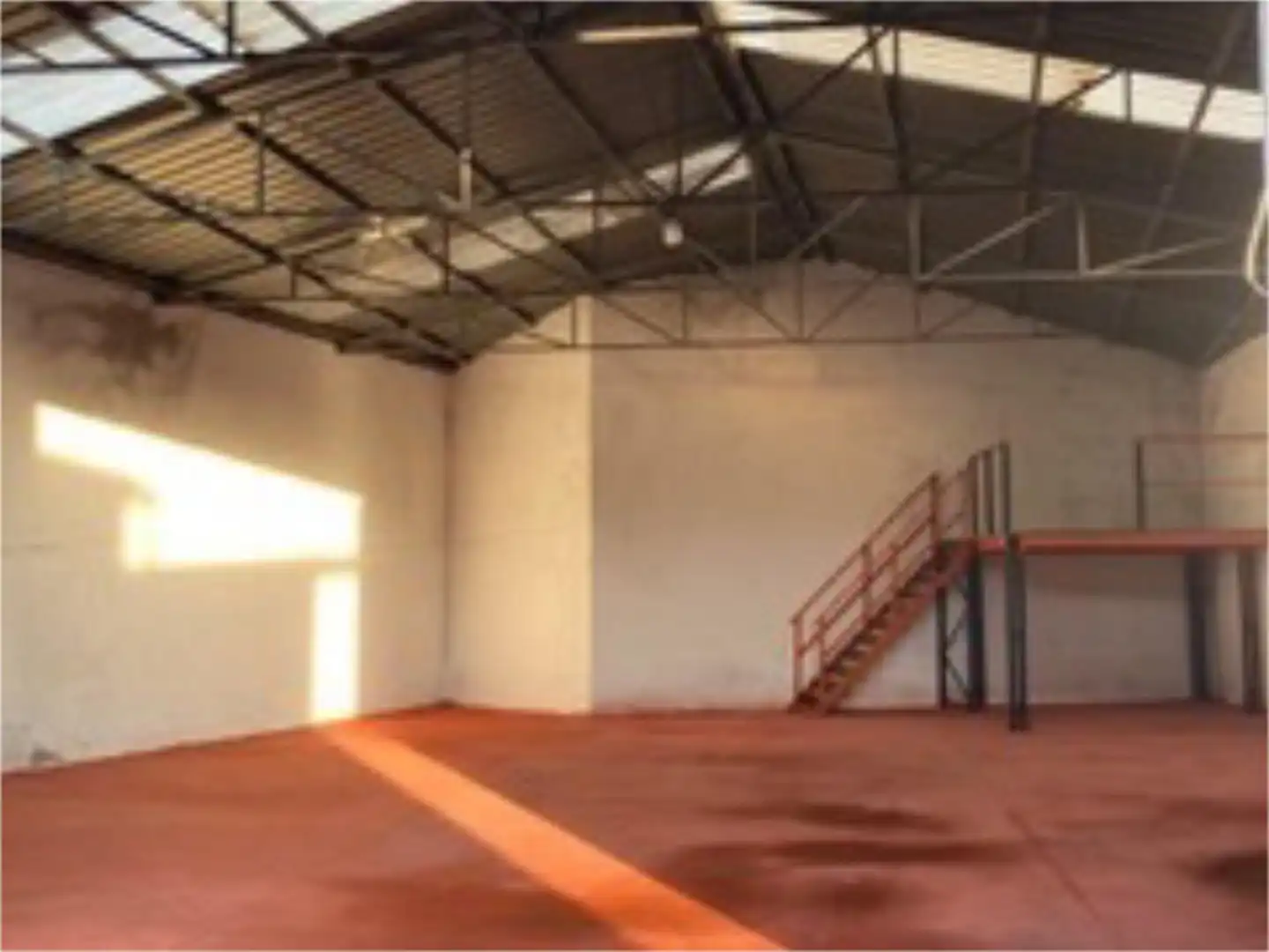 Nau industrial de lloguer a Calle Huesca, 28, Tordesillas Nau industrial de lloguer en Tordesillas amb Aire condicionat