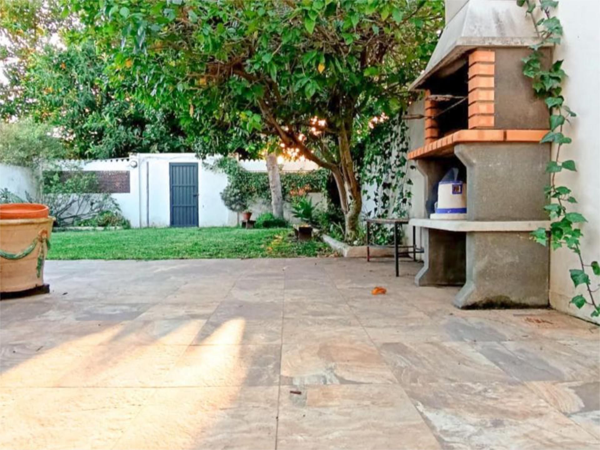 Garden of Flat for sale in Algeciras  with Air Conditioner, Heating and Private garden