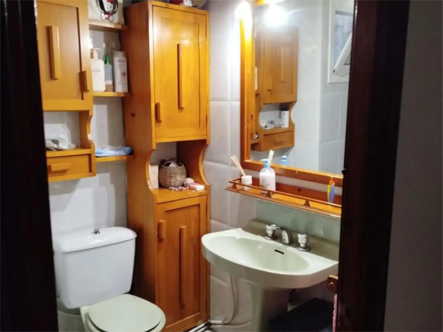 Bathroom of Flat for sale in Yecla  with Air Conditioner, Heating and Parquet flooring