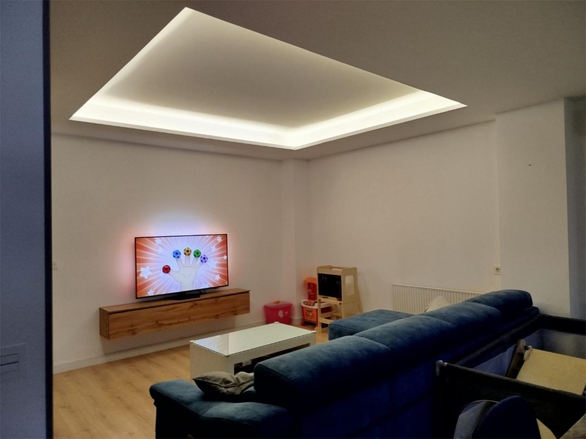 Living room of Flat for sale in Yecla  with Air Conditioner, Heating and Parquet flooring