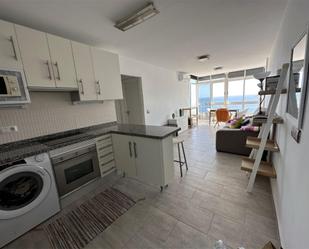 Cuina de Apartament de lloguer en Candelaria amb Aire condicionat, Jardí privat i Terrassa