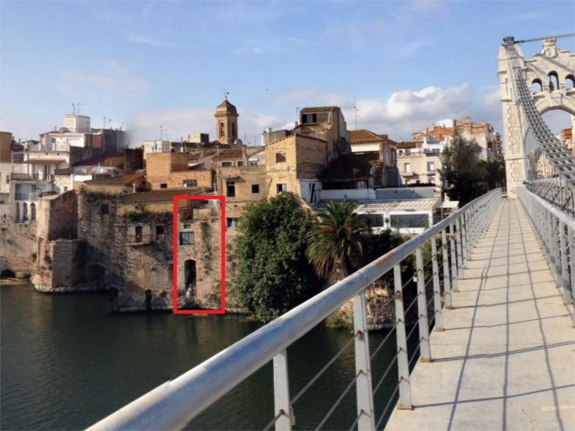 Vista exterior de Casa adosada en venda en Amposta amb Terrassa