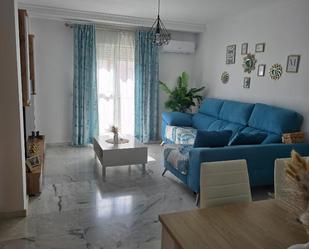Sala d'estar de Pis en venda en La Línea de la Concepción amb Calefacció i Moblat