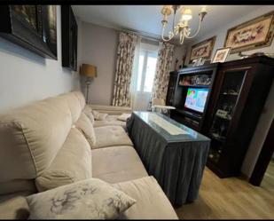 Sala d'estar de Dúplex en venda en Lucena amb Aire condicionat