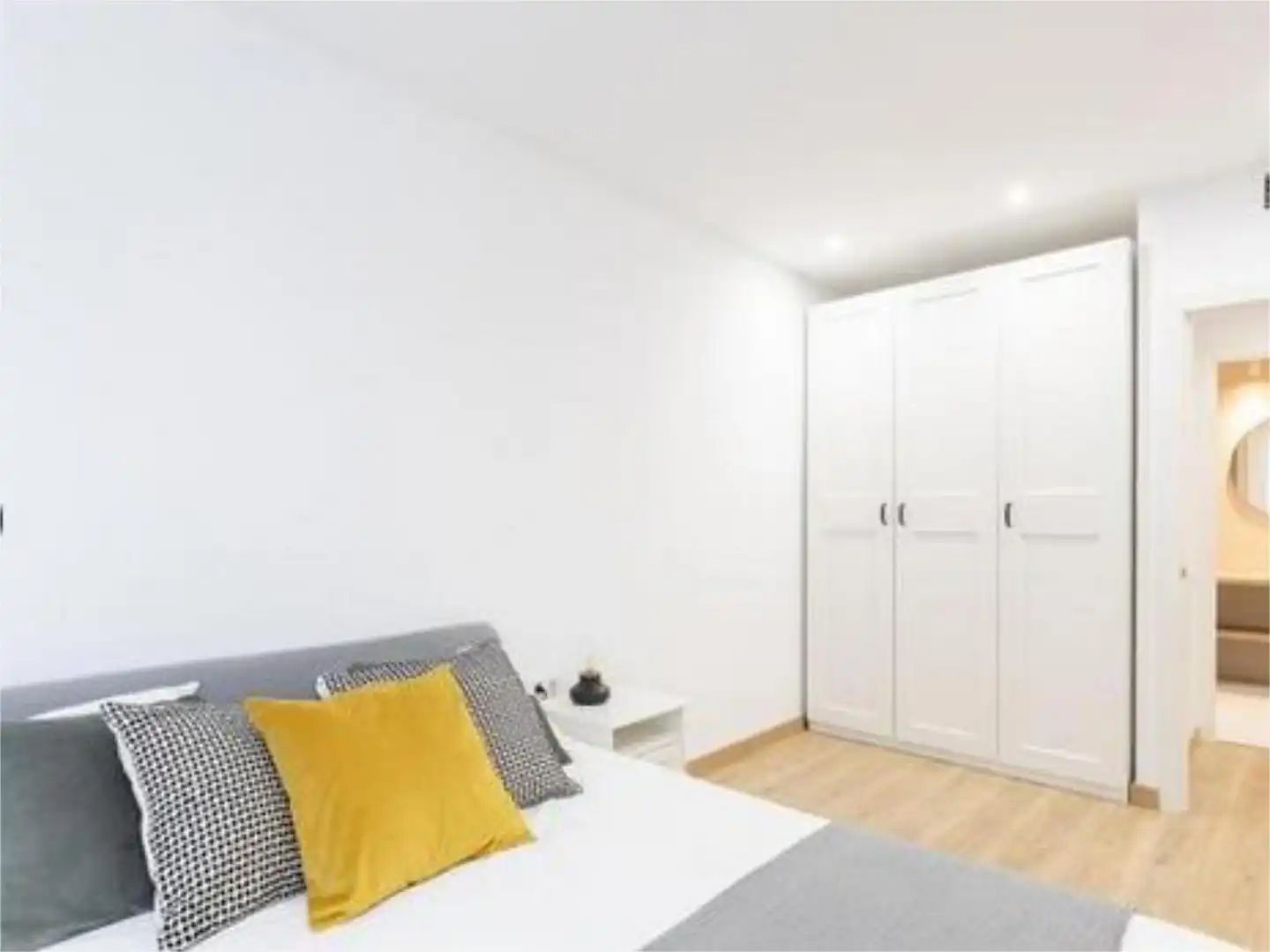 Bedroom of Flat for sale in Sevilla