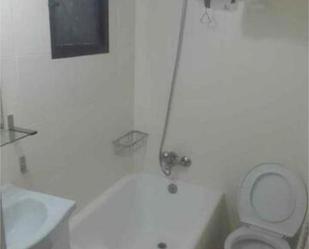Bathroom of Flat to rent in  Tarragona Capital  with Storage room