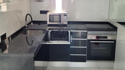 Flat to rent in Calle Martínez Catena, 6, Puerto Deportivo, Málaga - image 2 Photo 2 of Flat to rent in Calle Martínez Catena, 6, Puerto Deportivo, Málaga