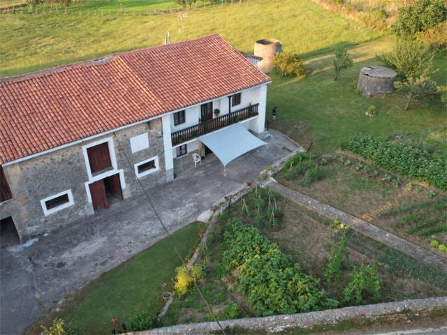 Finca rústica en Venta en Avenida de Cuberris, 1 en Ajo