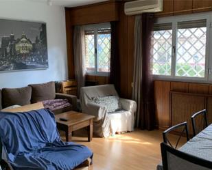 Living room of Flat to share in  Madrid Capital  with Air Conditioner, Heating and Furnished
