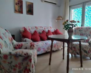Sala d'estar de Pis en venda en  Granada Capital amb Aire condicionat i Balcó