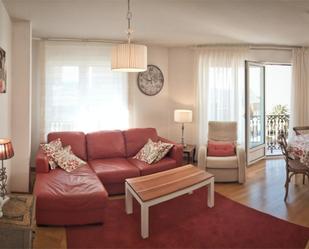Living room of Flat to rent in Foz  with Heating, Parquet flooring and Storage room