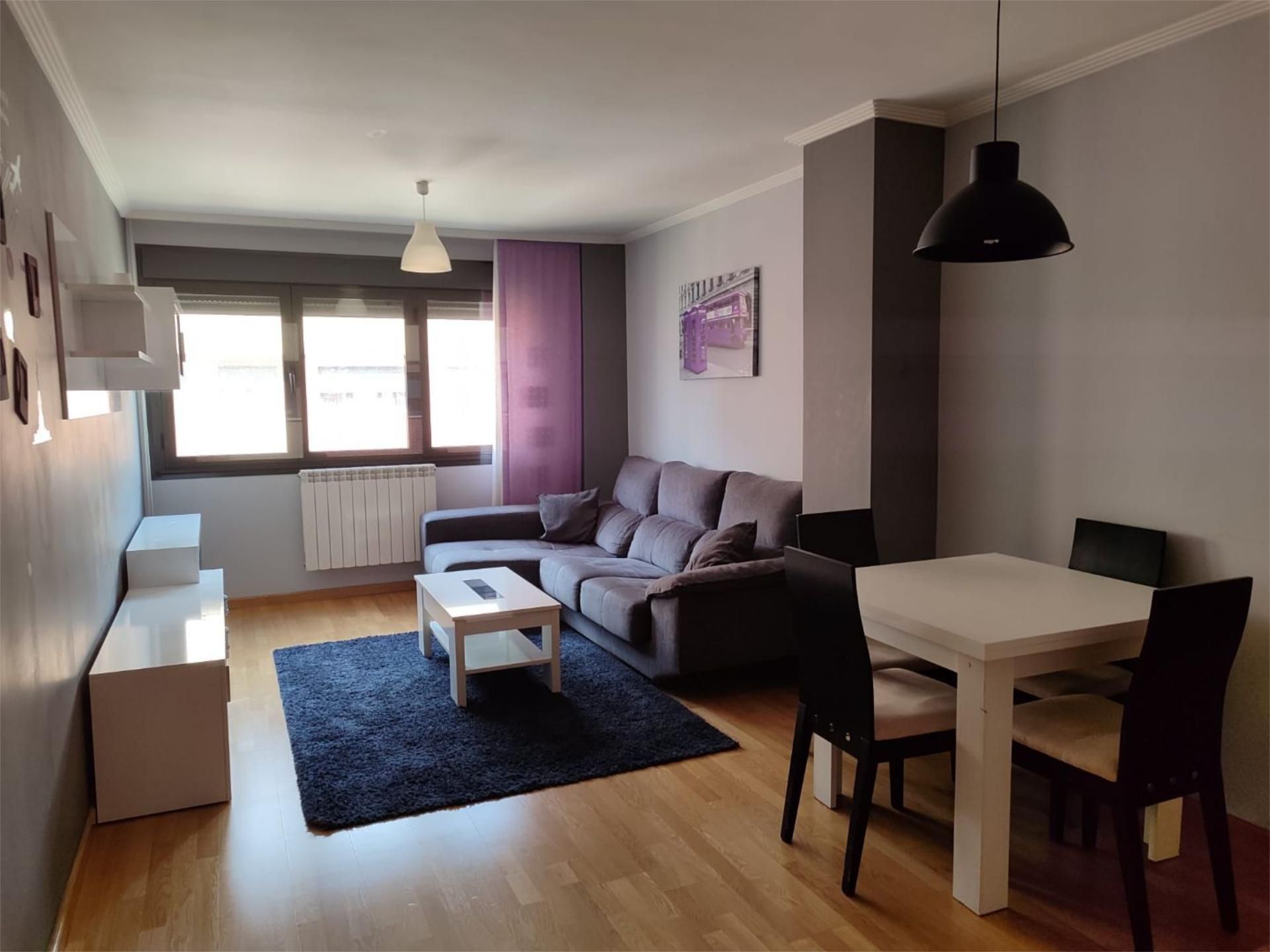 Sala d'estar de Pis de lloguer en Zamora Capital  amb Calefacció, Jardí privat i Parquet